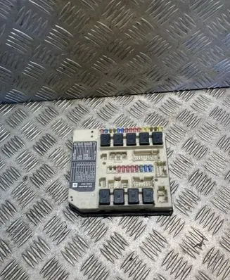 Nissan Navara D40 Fuse box set 284B7EB31C