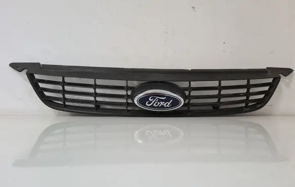 Ford Focus Front bumper upper radiator grill 8M518200BF 8M518200AF