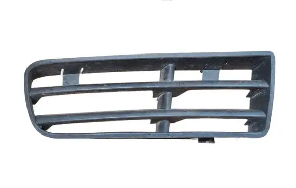 Volkswagen Golf IV Front bumper lower grill 1J0853666