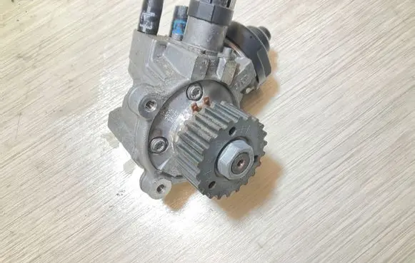 Audi Q5 SQ5 Fuel injection high pressure pump 04L130755E 0445010538 11211019