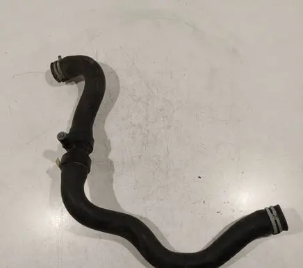 Peugeot 5008 Engine coolant pipe/hose
