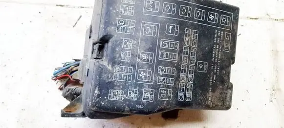 Mitsubishi Space Wagon Fuse box set 060J02