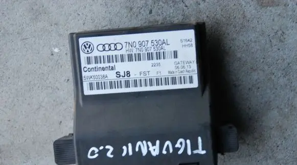 Volkswagen Tiguan Gateway control module 7N0907530AL