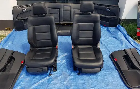 Mercedes-Benz C W204 Seat and door cards trim set FTLE204F
