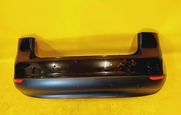 Volkswagen Golf Plus Rear bumper 5M0807421