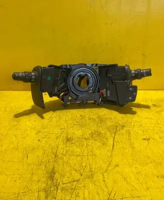 Renault Clio III Indicator stalk 8200627607