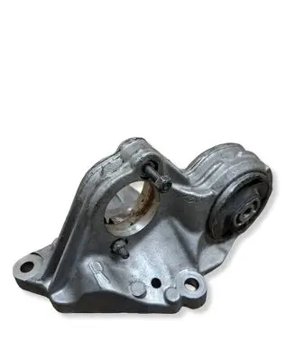 Peugeot 307 Engine mounting bracket 96462509