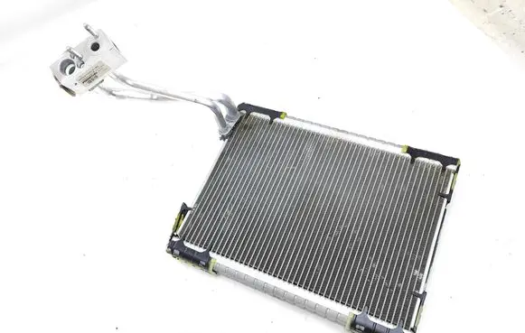 Air conditioning (A/C) radiator (interior)