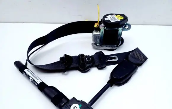 Chevrolet Orlando Front seatbelt 619668300A 13297090