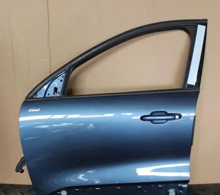 Ford Kuga II Front door