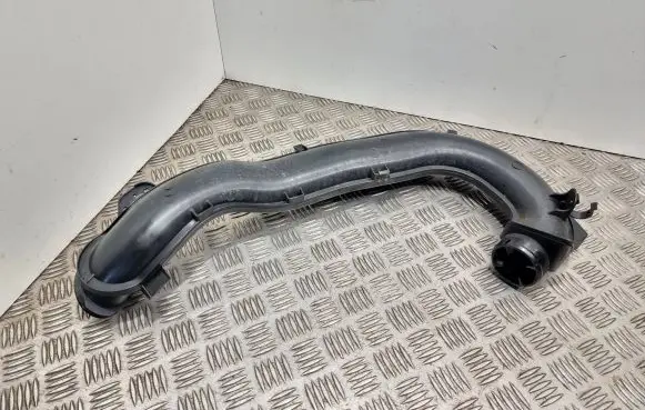Ford Focus Intercooler hose/pipe Av619c623b