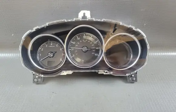 Mazda CX-5 II Speedometer (instrument cluster) GRT655430