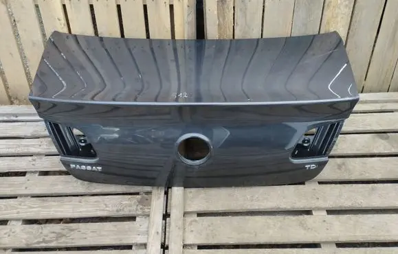 Volkswagen PASSAT B6 Tailgate/trunk/boot lid