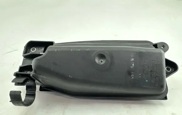 Mercedes-Benz C W205 Vacuum air tank A6510700868