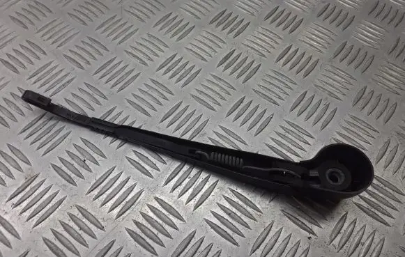 Seat Ibiza III (6L) Rear wiper blade arm 1U9955707B