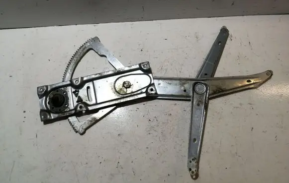 Opel Corsa B Front door manual window regulator 90388862