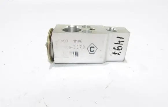 Toyota RAV 4 (XA30) Air conditioning (A/C) expansion valve 