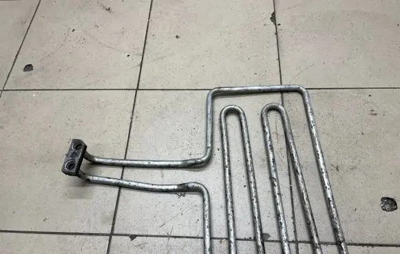 BMW 5 E39 Power steering radiator 32411141819 1141819
