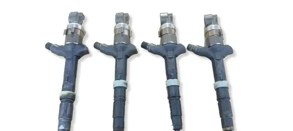 Toyota Avensis Verso Fuel injectors set 2367027030