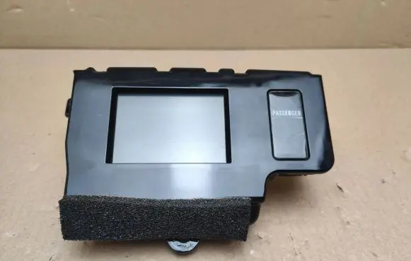 Toyota Sienna XL30 III Screen/display/small screen 83290-08040-00