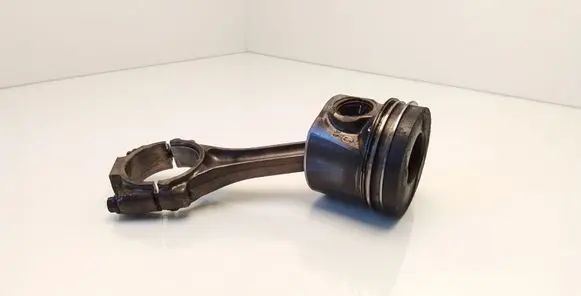 Volkswagen Bora Piston with connecting rod