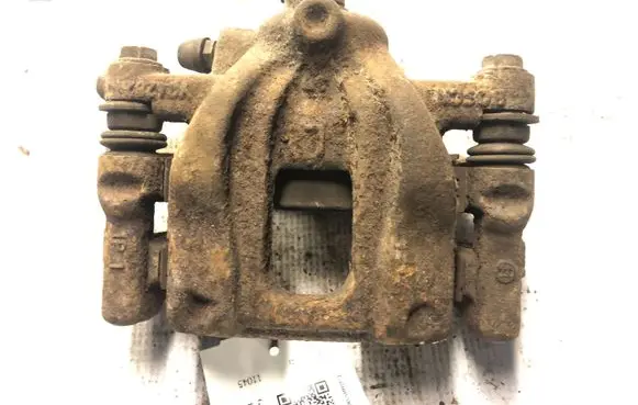 Honda CR-V Rear brake caliper