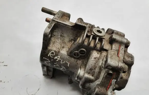 Toyota RAV 4 (XA30) Gearbox transfer box case 
