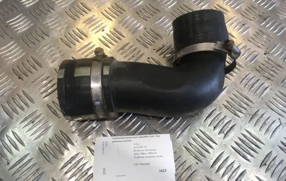 Volvo XC60 Intercooler hose/pipe 30751920