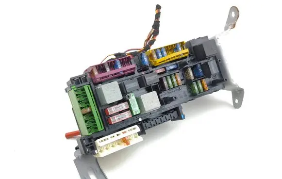 Mercedes-Benz CLS C218 X218 Fuse module