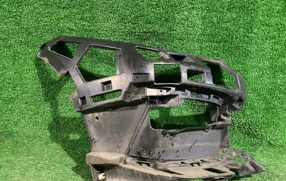 Headlight/headlamp mounting bracket