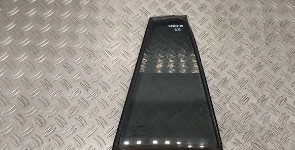 Toyota Verso Rear vent window glass 681880F010