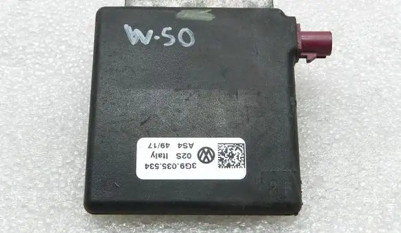 Volkswagen PASSAT B8 Aerial antenna amplifier 3G9035534