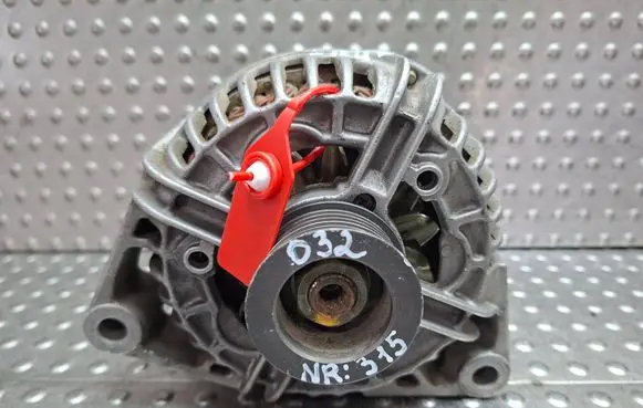 Opel Zafira A Generator/alternator S27624315 0124515032