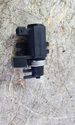BMW 3 E46 Valve vacuum 72279600 2247906