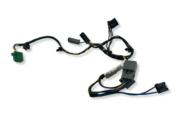 Land Rover Discovery 3 - LR3 Seat wiring loom YML500463