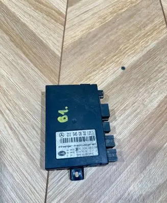 Mercedes-Benz E W211 Tow bar trailer control unit/module 2115450832