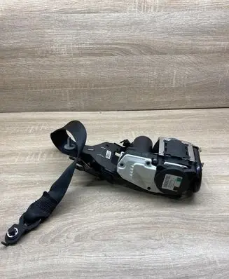Mercedes-Benz C W204 Front seatbelt 619060900 A2048602485 621933200B