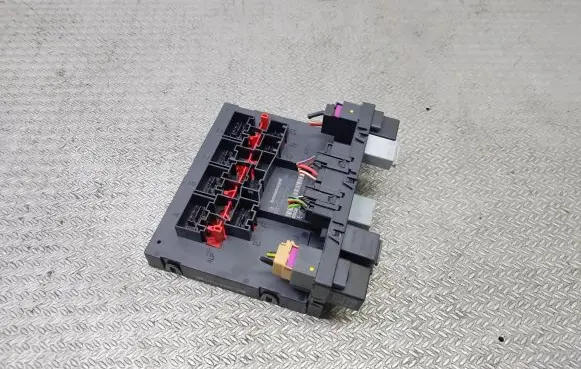 Volkswagen PASSAT B6 Comfort/convenience module 3C0937049AJ
