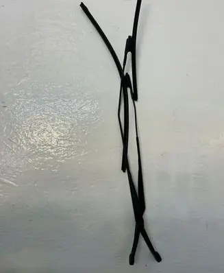 Renault Captur Front wiper blade arm 288866528R