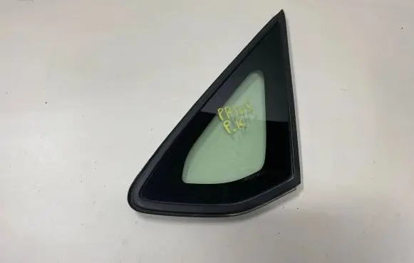 Toyota Prius (XW20) Front triangle window/glass 