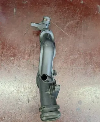 Ford C-MAX I Oil fill pipe 9645661680
