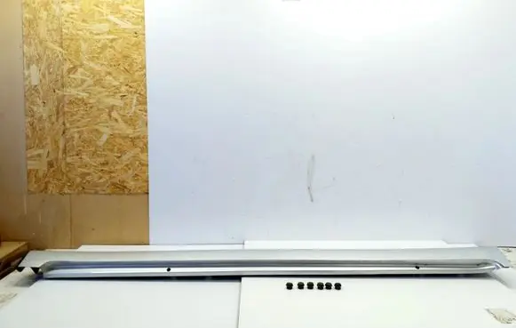 Toyota Verso-S Sill 758500F010