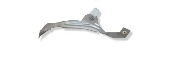 BMW 5 E60 E61 Fender mounting bracket 7161451
