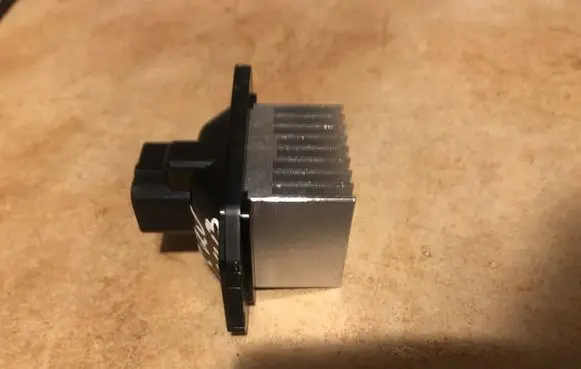 Honda CR-V Heater blower motor/fan resistor K9D019