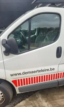 Renault Trafic II (X83) Front door