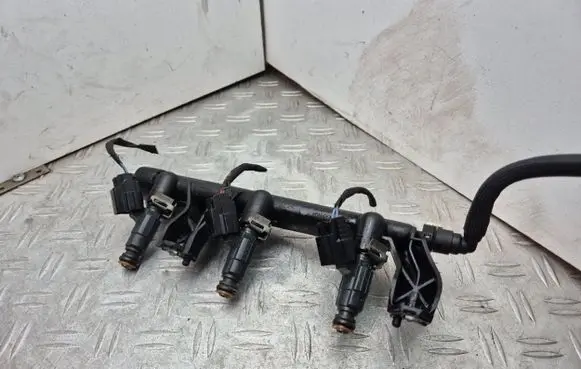 Fuel injectors set