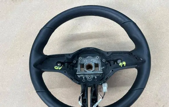 Mercedes-Benz CLA C118 X118 Steering wheel 0994605318