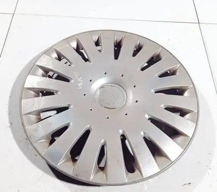 Volkswagen PASSAT B6 R16 wheel hub/cap/trim 3c0601147b