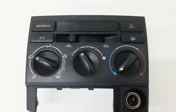 Toyota Corolla Verso E121 Climate control unit