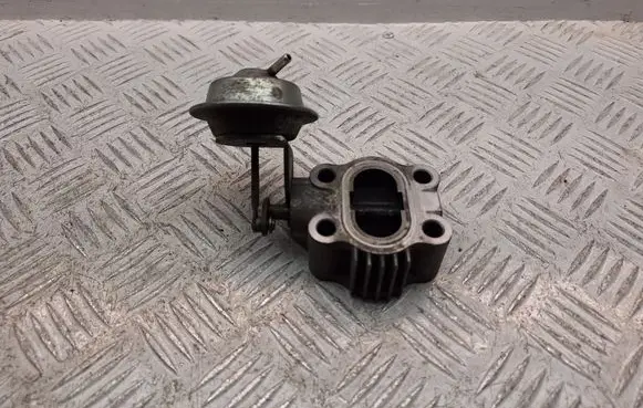 Toyota Verso EGR valve 2563026020